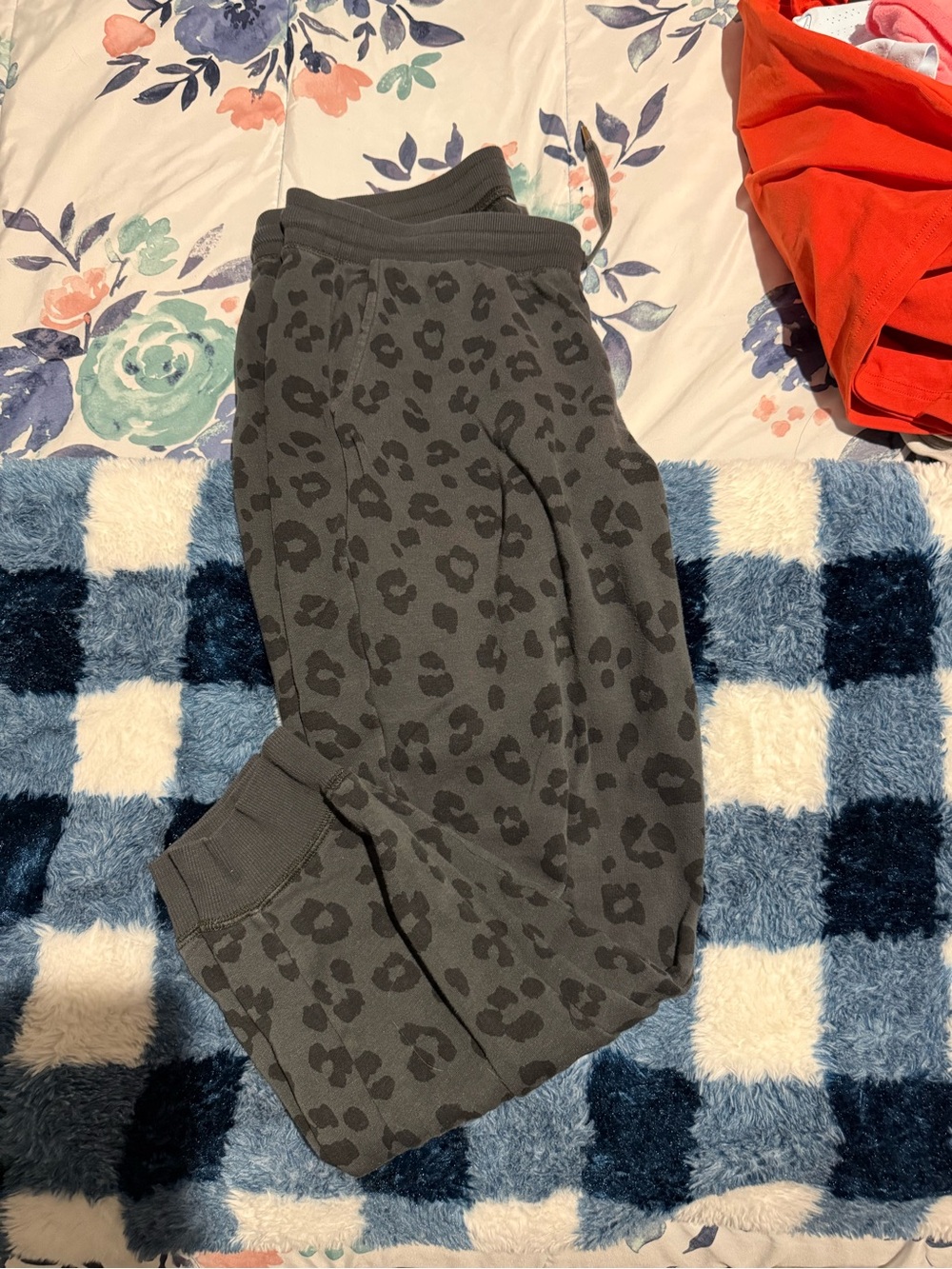 Old Navy Dark Gray Leopard Print Joggers